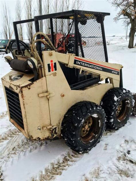 ih 4140 skid steer recomended oil|4140 international h105 specs.